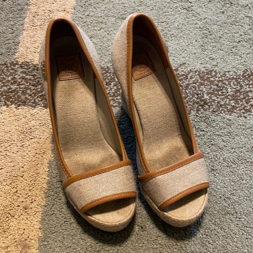EUC Tory Burch Majorca wedges